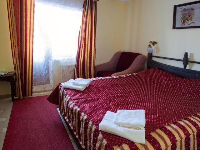 100 Metriv Vid Vytyagu Otel Bukovel Oda fotoğraf
